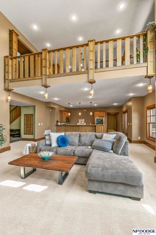 4724 Coffey Street, Papillion, NE 68133