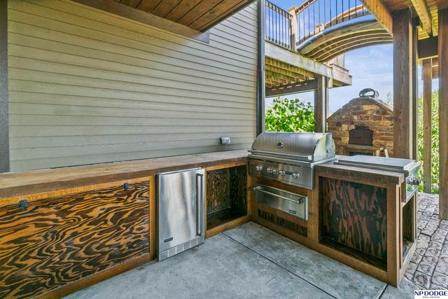 4724 Coffey Street, Papillion, NE 68133