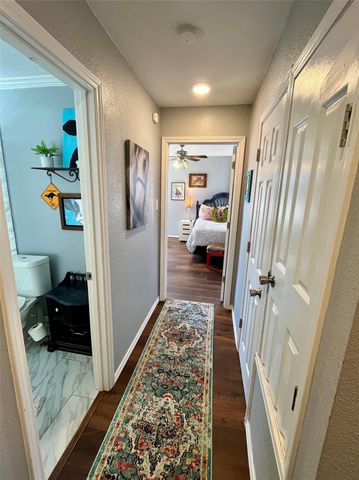 715 North Avenue, Whitesboro, TX 76273