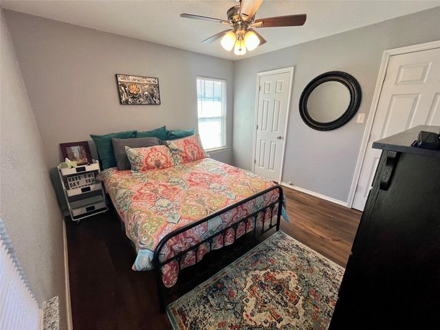 715 North Avenue, Whitesboro, TX 76273