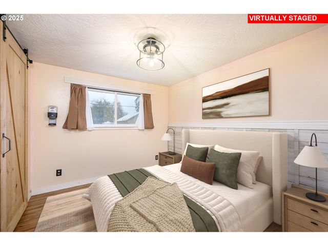 797 Ne YAMHILL St, Sheridan, OR 97378