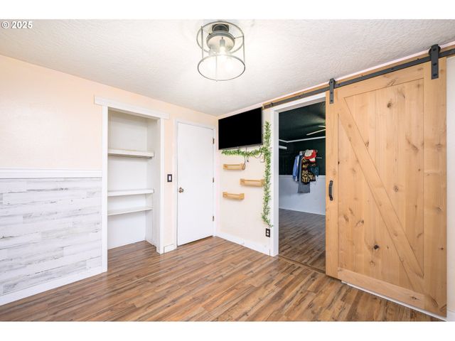 797 Ne YAMHILL St, Sheridan, OR 97378