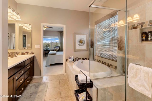 32312 S Agarita Drive, Oracle, AZ 85623