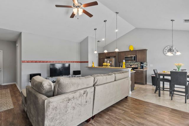 176 Springtide Dr., Conway, SC 29527