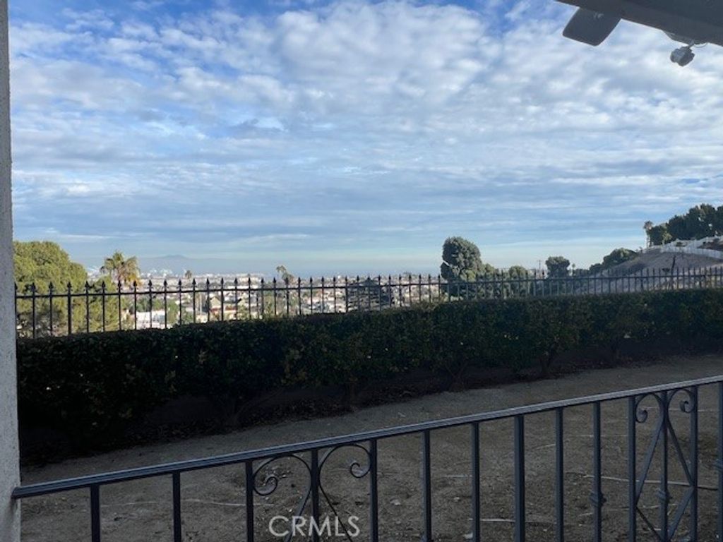 2020 S Western Avenue 7, San Pedro, CA 90732