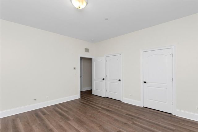 2500 Green Bay Road 403, Evanston, IL 60201