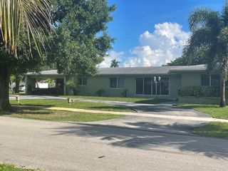 1000 Wyoming Avenue, Fort Lauderdale, FL 33312