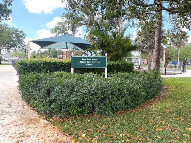 357 Las Palmas Street, Royal Palm Beach, FL 33411