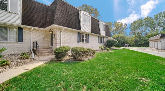 1439 Elm Court, Schererville, IN 46375