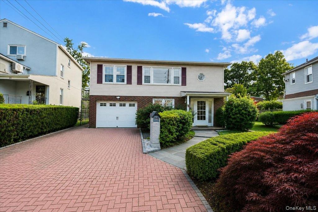 19 Storey Lane, Yonkers, NY 10710