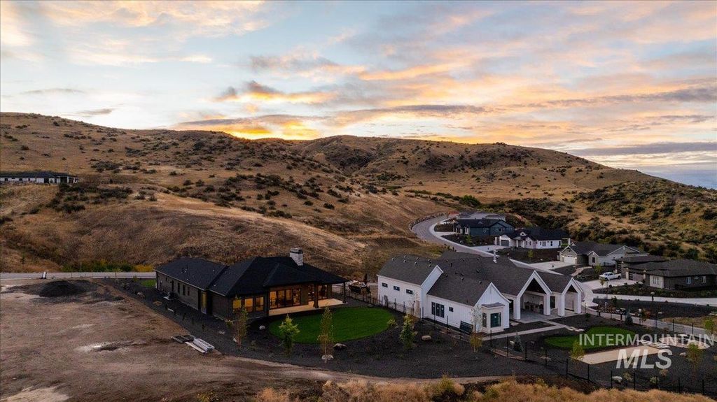 20373 N Swire Green Way, Boise, ID 83714 photo 8