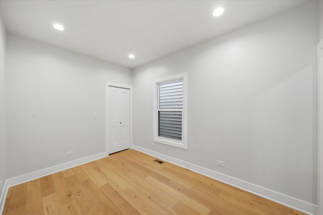 1641 N Springfield Avenue, Chicago, IL 60647