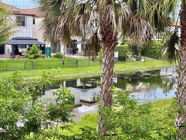 3470 Foxcroft Rd 204, Miramar, FL 33025