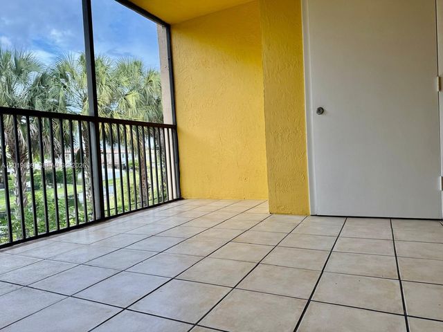 3470 Foxcroft Rd 204, Miramar, FL 33025
