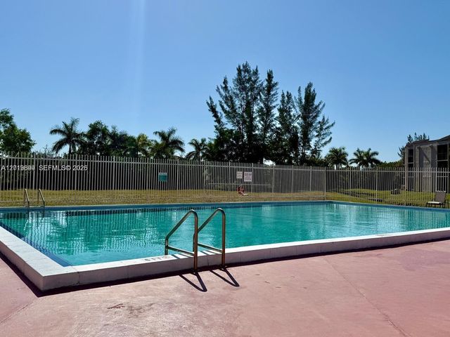 3470 Foxcroft Rd 204, Miramar, FL 33025