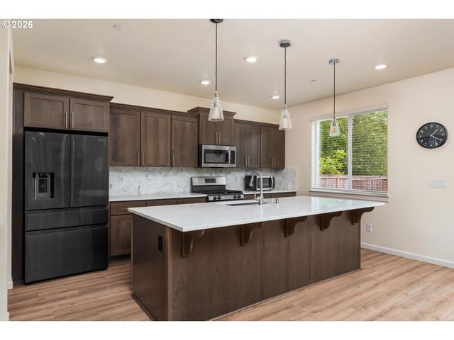 6301 N 89TH Ave, Camas, WA 98607