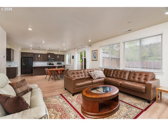 6301 N 89TH Ave, Camas, WA 98607