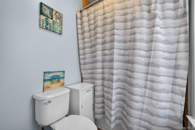 131 Meadow View Drive, Middletown, NY 10940