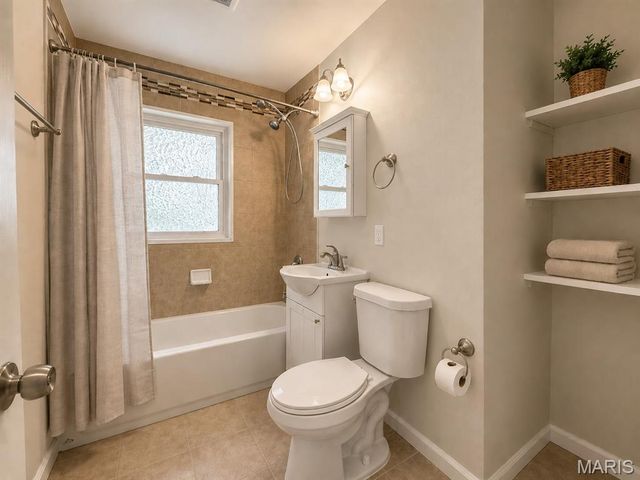 5831 Nashville Avenue, St Louis, MO 63110