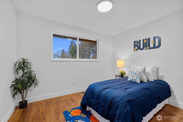 9218 NE 184th Place, Bothell, WA 98011