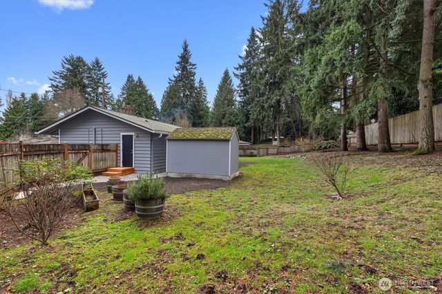 9218 NE 184th Place, Bothell, WA 98011