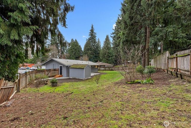 9218 NE 184th Place, Bothell, WA 98011