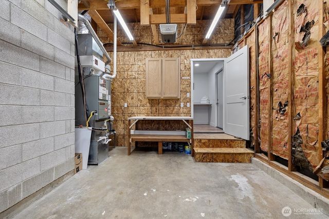 9218 NE 184th Place, Bothell, WA 98011