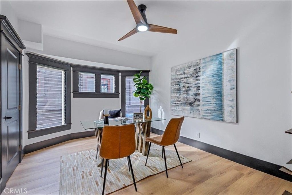 Image 16 of property listing at 2274 W 21st Street, Los Angeles, CA 90018