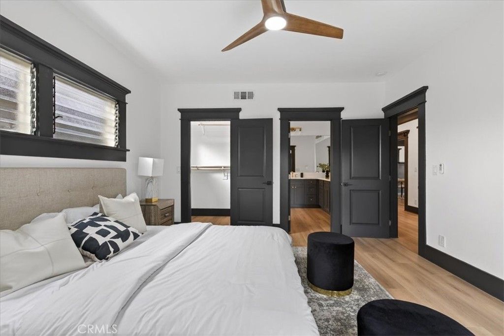 Image 29 of property listing at 2274 W 21st Street, Los Angeles, CA 90018