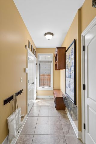 817 S Fairfield Avenue, Elmhurst, IL 60126