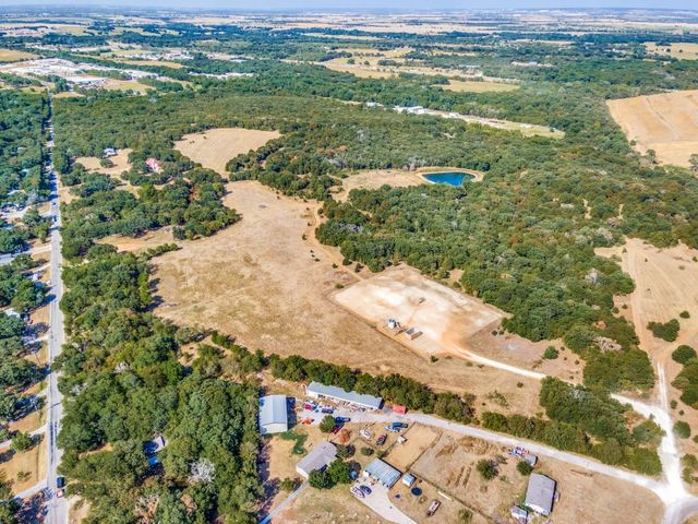7832 Greenfield Drive, Alvarado, TX 76009