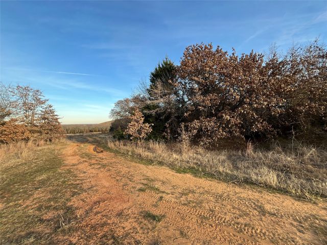 7832 Greenfield Drive, Alvarado, TX 76009