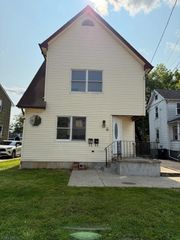 33 Fisher Ave, Bound Brook Boro, NJ 08805