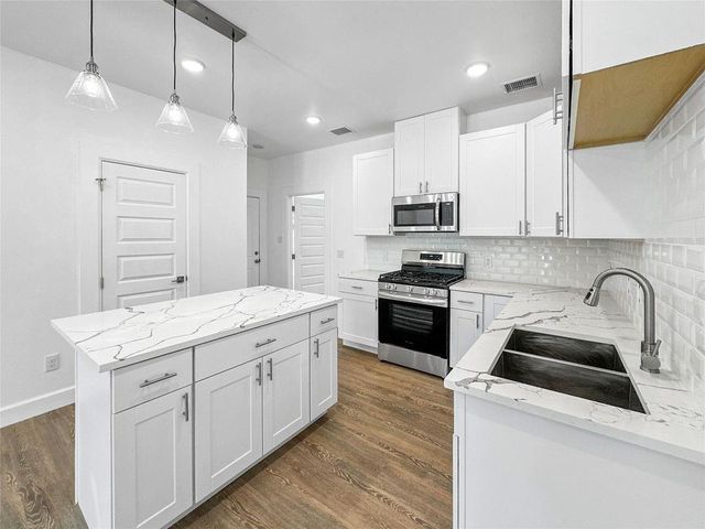 8141 Jeffery Street A, Houston, TX 77028
