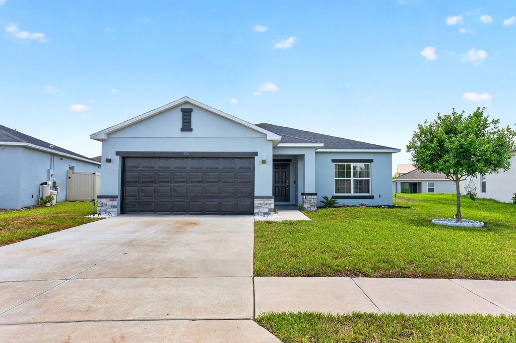 596 MEADOW BEND DRIVE, Davenport, FL 33837