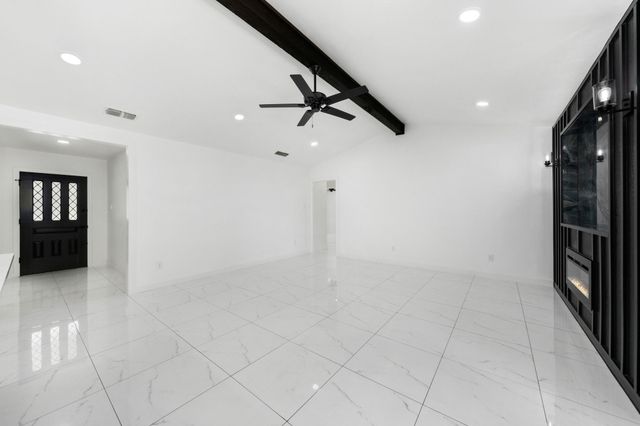 610 Athenia Way, Duncanville, TX 75137