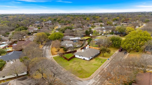 610 Athenia Way, Duncanville, TX 75137