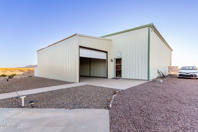 48023 N 518TH Avenue, Aguila, AZ 85320