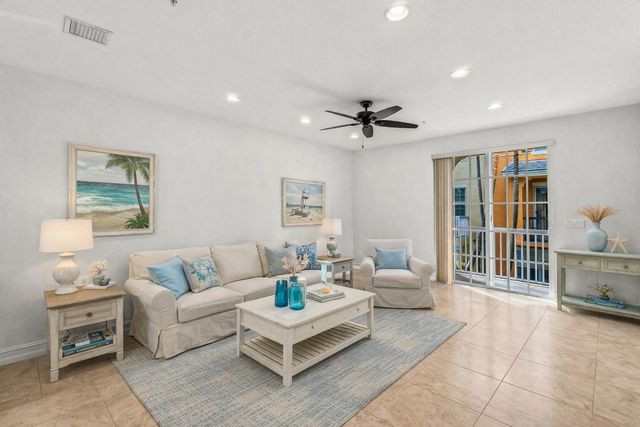 109 E Coda Circle, Delray Beach, FL 33444