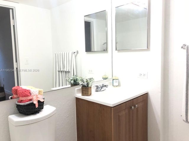 2544 Centergate Dr 308, Miramar, FL 33025