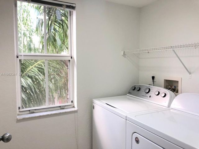 2544 Centergate Dr 308, Miramar, FL 33025