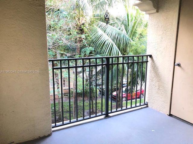 2544 Centergate Dr 308, Miramar, FL 33025