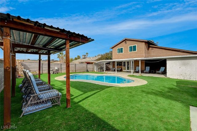 3933 Manford Circle, Las Vegas, NV 89104