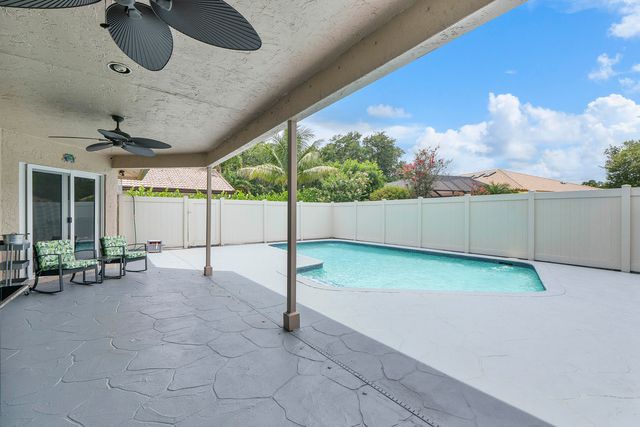 5911 NW 60th Avenue, Parkland, FL 33067