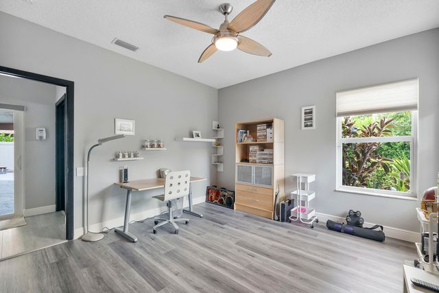 5911 NW 60th Avenue, Parkland, FL 33067