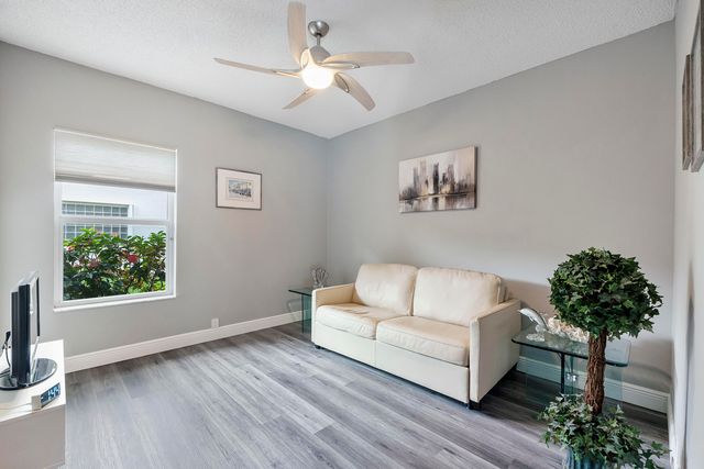 5911 NW 60th Avenue, Parkland, FL 33067