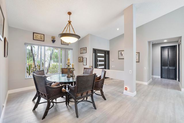 5911 NW 60th Avenue, Parkland, FL 33067