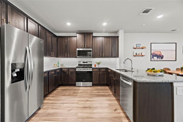 8001 Scanlan Trail, Missouri City, TX 77459