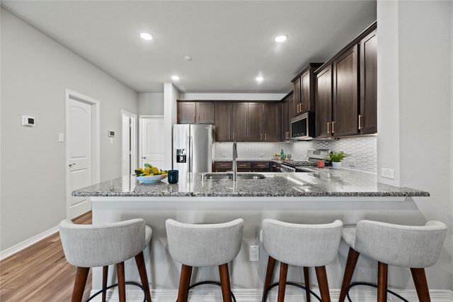 8001 Scanlan Trail, Missouri City, TX 77459