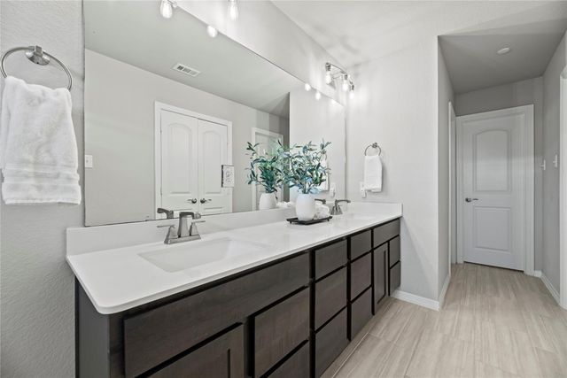 8001 Scanlan Trail, Missouri City, TX 77459